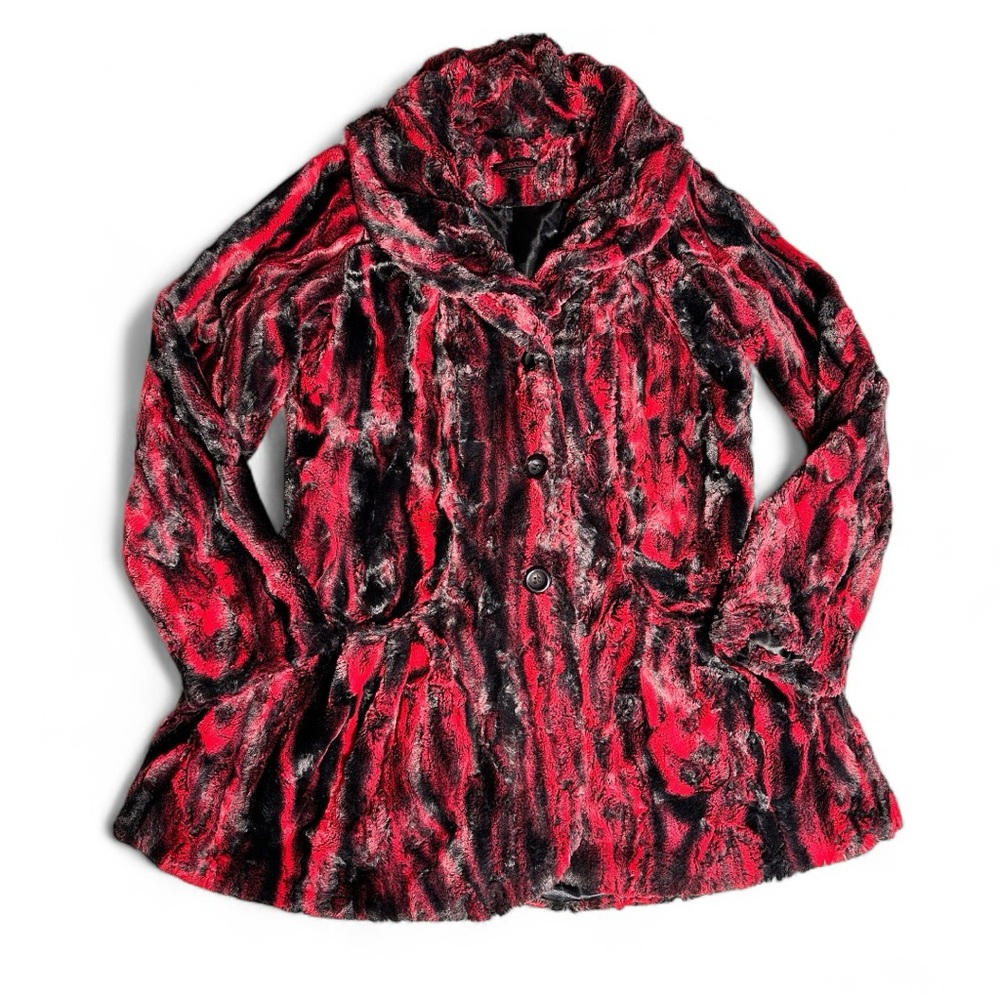 Simon Chang Faux Fur Coat – Statement Style & Luxe Comfort!